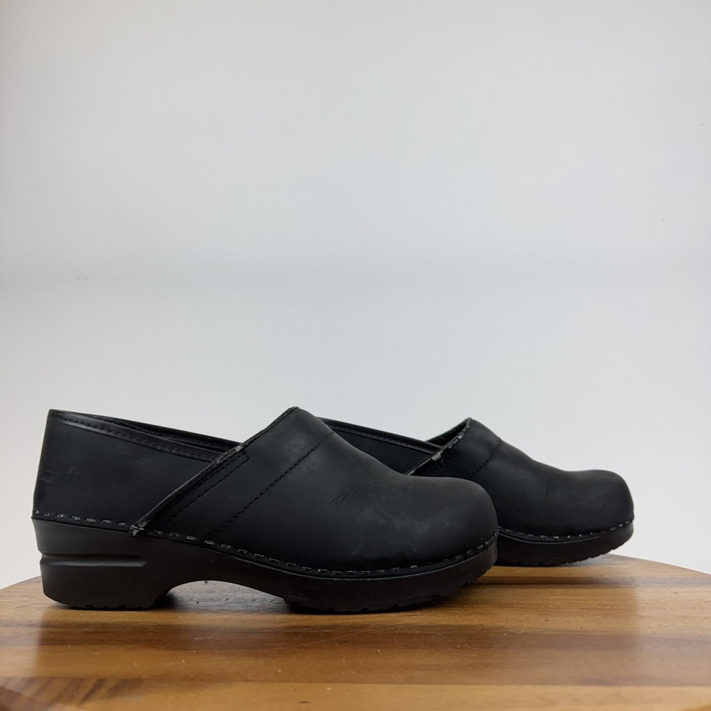 Womens Sanita Black Leather Slip On Comfort Clogs Shoes Size EUR 40 US 9 M GUC